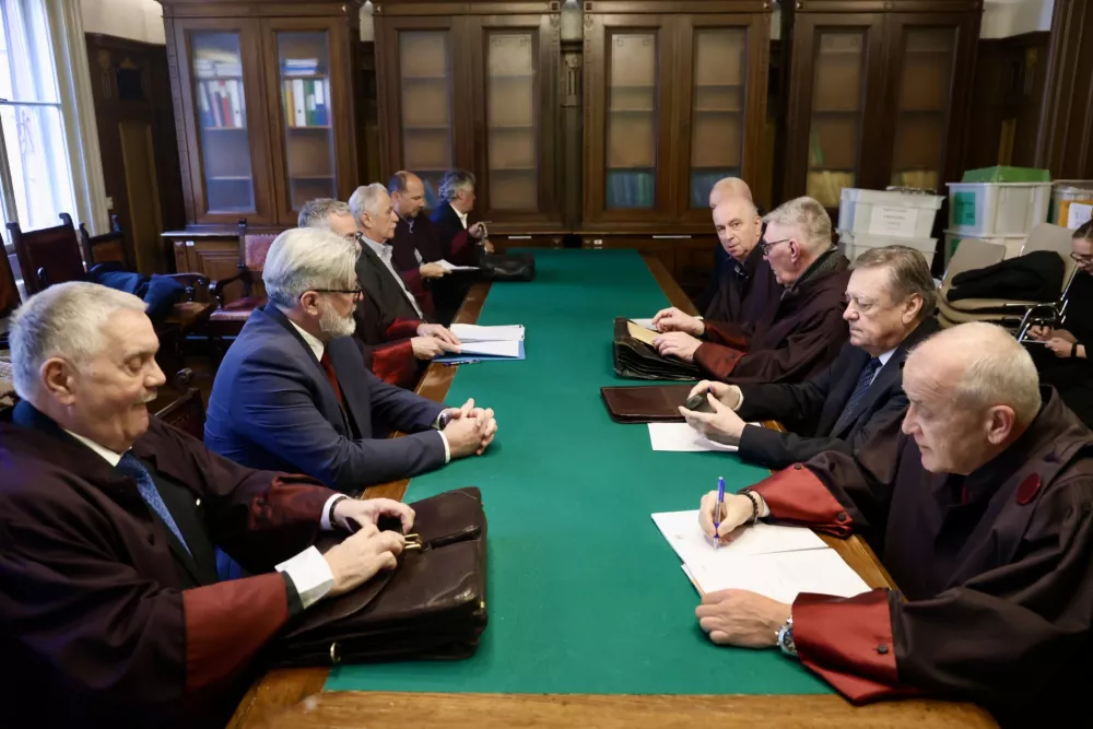 Zoran Janković, Janez Koščak, Miha Kozinc zadeva Stožice