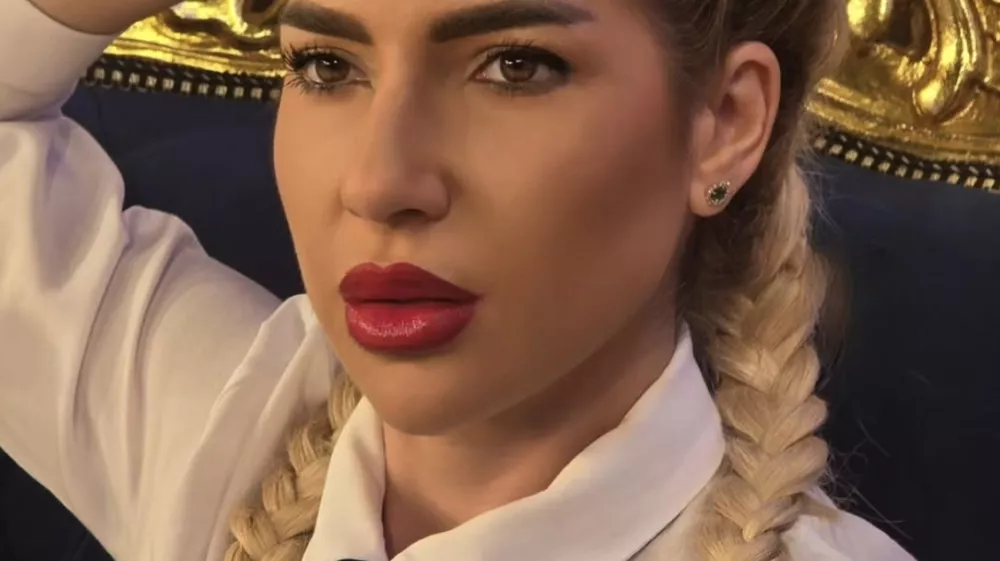 Jovani Jeremić ni bilo všeč, kaj je ob klicu v studio povedala upokojenka. F instagram