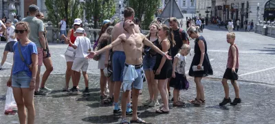 - 10.07.2024 - Ljubljana - vročina, vročinski val, pripeka, hlajenje, turisti //FOTO: Jaka Gasar