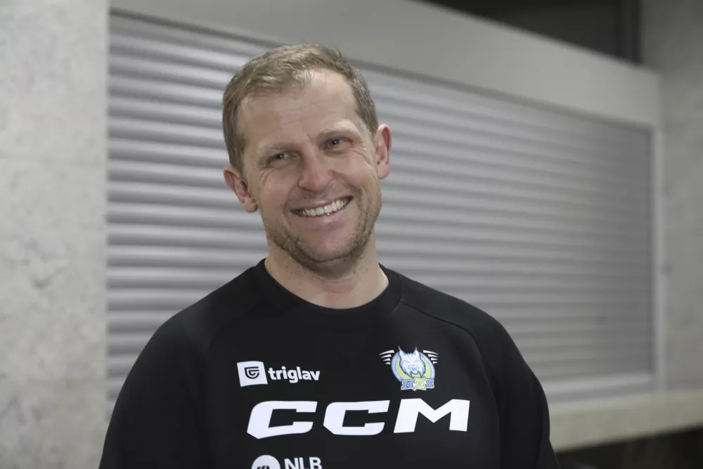 Edo Terglav03.02.2025 - Hokej na ledu - reprezentancaFoto: Luka Cjuha