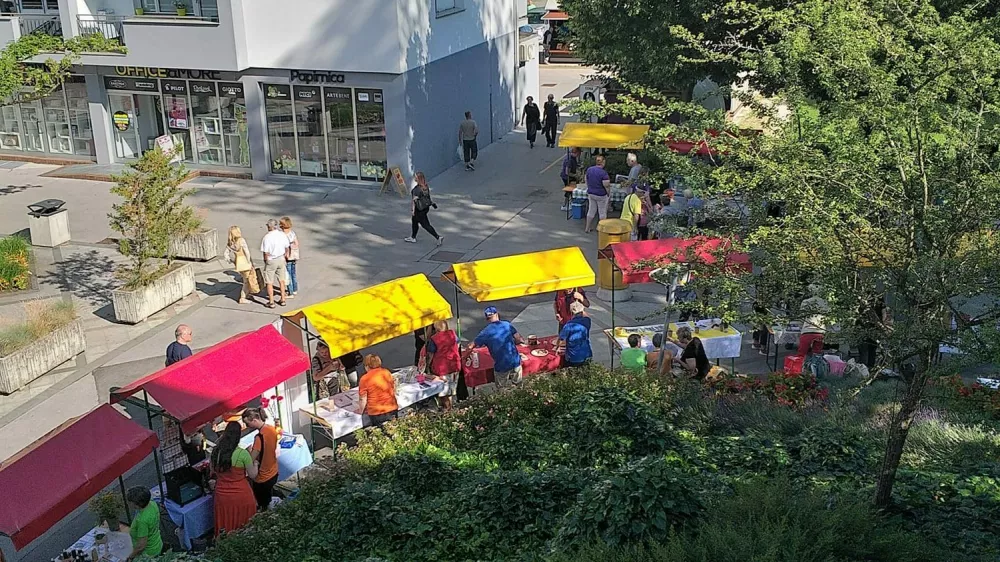 Velenje tržnica, Cankarjeva cesta