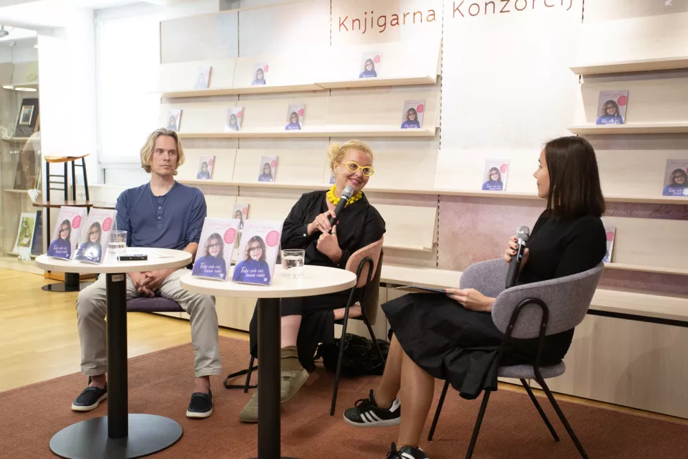 Predstavitev biografije Anite Ogulin / Foto: Saša Kovačič
