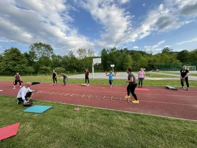 Te dni so v škofjeloškem zavodu za šport za odrasle pripravili tudi poseben program brezplačne vadbe v naravi.
Foto: Zavod za šport Škofja Loka