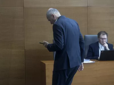 Janez Janša- 03.03.2025 - Predsednik vlade dr. Robert Golob je na 28. redni seji Državnega zbora odgovarjal na ustna poslanska vprašanja - parlament, poslanec, poslanci, politika, vlada//FOTO: Jaka Gasar