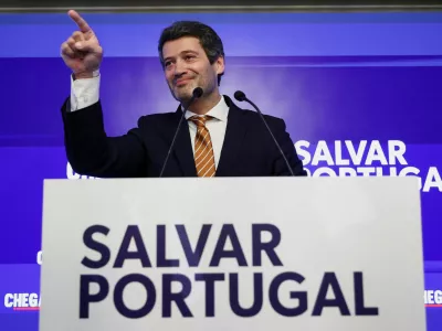 Andre Ventura, leader of Portugal's far-right political party Chega, gestures as he speaks following the exit polls of the general election in Lisbon, Portugal, May 19, 2025. REUTERS/Rodrigo Antunes