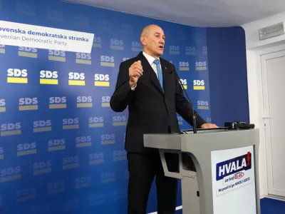 - 11.05.2025. Referendum 2025, Janez Janša, SDS, izjava. Foto: Bojan Velikonja i