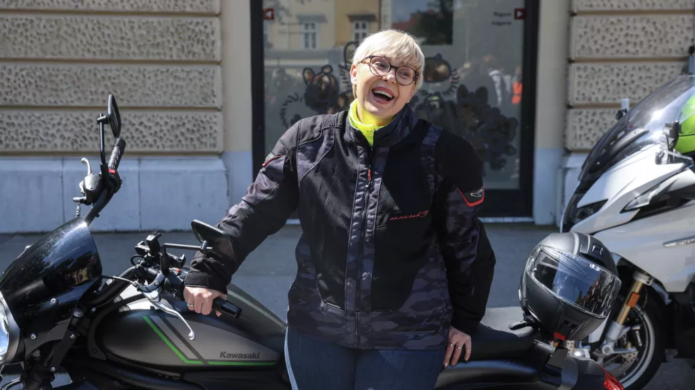 Nataša Pirc Musar- 24.05.2025 - srečanje motoristk na Krekovem trgu//FOTO: Jaka Gasar / Foto: Jaka Gasar