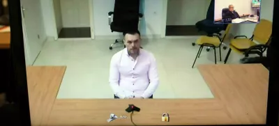 15.01.2025 - sodišče, obtoženi Dino Muzaferović Cezar, osumljen umora na BrduSODNICA NE ŽELI BITI OBJAVLJENA, TAKO DA RAJE OBJAVI FOTOGRAFIJO, KJER JE NAMESTO SODNICE V KOTU STENSKA URAFoto: Tomaž Skale