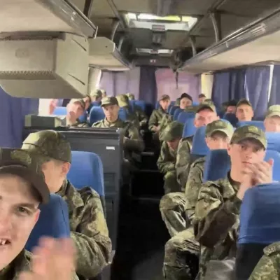 Izmenjava tisoč vojnih ujetnikov je majhen korak, vendar pokazatelj, da se strni nmed seboj poogovarjata. / Foto: rusko obrambno ministrstvo via Profimedia