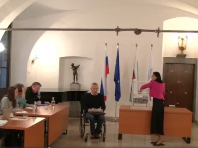 žreb stanovanj za mlade