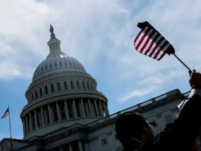Potem ko je bonitetna agencija Moody's znižala rejting ZDA, so se donosnosti njenih obveznic povečale. Fotografija je simbolična. Foto: Reuters