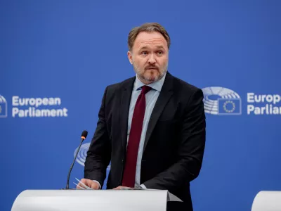 HANDOUT - 06 May 2025, France, Strassburg: European Commissioner for Energy and Housing Dan Jorgensen speaks during a press conference at the European Parliament. Photo: Valentine Zeler/European Commission/dpa - ATTENTION: editorial use only and only if the credit mentioned above is referenced in full
