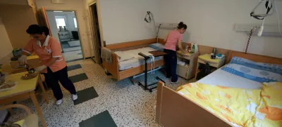 22.05.2025 -Dom uokojencev Center, enota Poljane, otvoritev prenovljenih prostorovdvoposteljna sobaFoto: Tomaž Skale