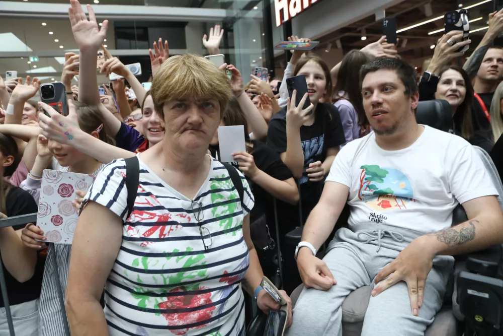 22.05.2025 - Aleja - Skrito v raju druženje z igralci serije Foto: Luka Cjuha