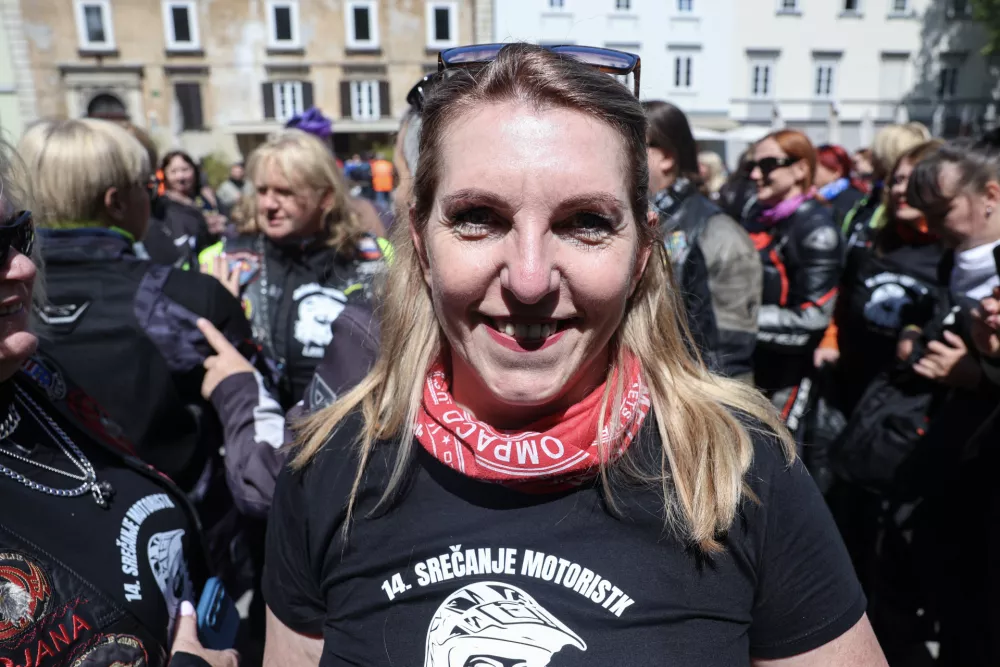 - 24.05.2025 - srečanje motoristk na Krekovem trgu//FOTO: Jaka Gasar