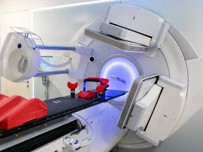 ﻿linearni pospeševalnik Versa HD proizvajalca Elekta -- simbolična fotografija - onkologija - zdravljenje novotvorb (rakavih tkiv in tumorjev) - zdravstvo - bolezen rak - onkološki bolniki - zdravstvo - - 07.03.2017 - Onkološki inštitut Ljubljana (OI) - dan odprtih vrat ob Tednu boja proti raku;//FOTO: Matjaž Rušt
