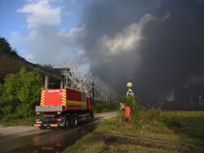 24.05.2025., Zagreb - Buknuo požar kod sveučilišne bolnice u Zagrebu Photo: Josip Regovic/PIXSELL