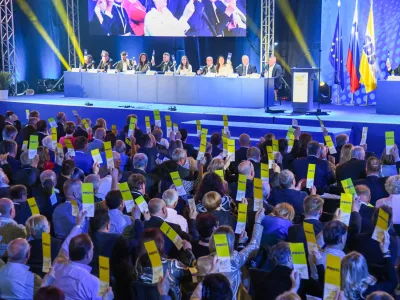 Ormoz, Sportna dvorana Hardek.Kongres stranke SDS.