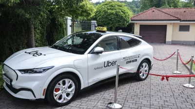 - 20.05.2025 - dogodek ob vstopu Uberja na slovenski trg, ki ga gosti ameriška odpravnica poslov Melania Arreaga; Rezidenca ameriškega veleposlanika - Uber//FOTO: Jaka Gasar