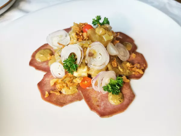 Goveji jezik in žolca, Gostilna Oštirka