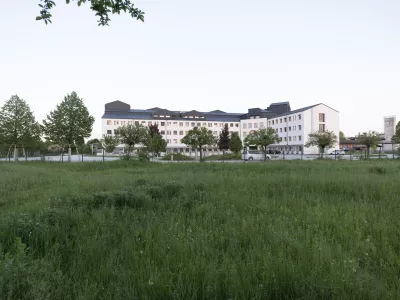 01.05.2025 Zemljišča za URI Soča, kjer je predvidena širitev inštituta. FOTO: Nik Erik Neubauer