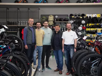 A2U, kolesa, električna kolesa