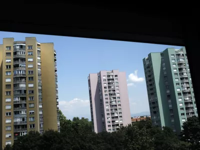 ﻿- Savsko naselje - Savske stolpnice - stanovanjska stolpnica //FOTO: Jaka Gasar / Foto: Jaka Gasar