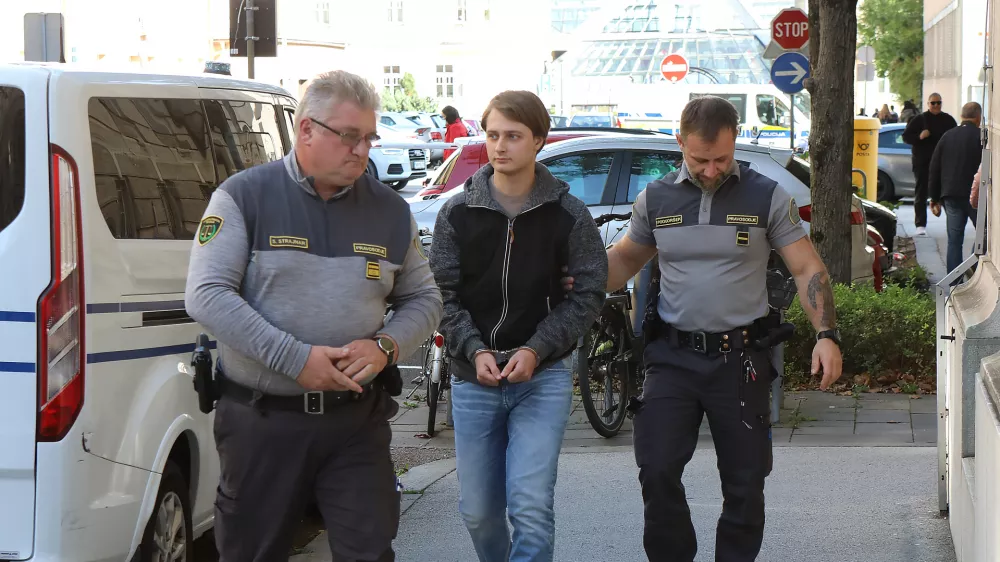 Maribor - sodišče - sojenje - izrek sodbe Luka Gašparič - - Avtor: Sašo Bizjak