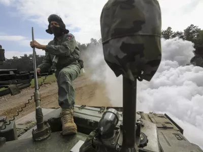 - Tank M-84 - bojno gosenično vozilo - 12.10.2023 - Slovenska vojska (SV) - oklepniki – bojna vozila - oborožitev //FOTO: Luka Cjuha