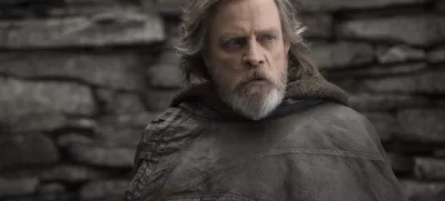 ﻿This image released by Lucasfilm shows Mark Hamill as Luke Skywalker in "Star Wars: The Last Jedi." (John Wilson/Lucasfilm via AP) / Foto: John Wilson