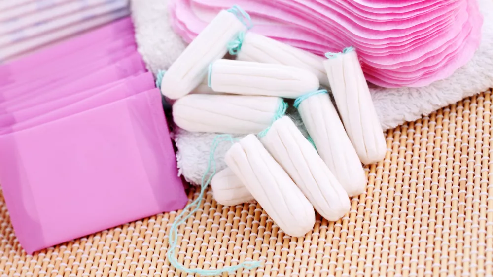 Tamponi vsebujejo marsikaj … / Foto: Istock