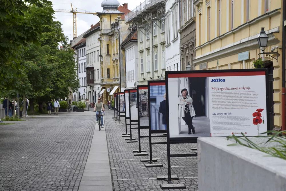 Društvo bolnikov s krvnimi boleznimi Slovenije je na Gallusovem nabrežju pripravilo razstavo. Foto: Voranc Kramberger