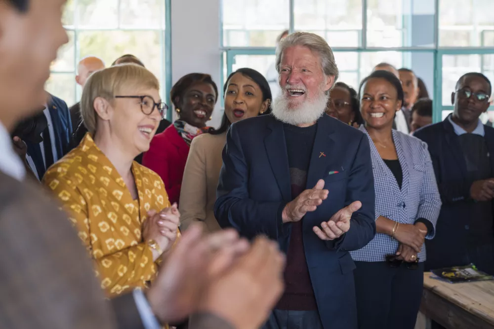 Madagaskar, Antananarivo.Zadnji dan obiska predsednice republike Natase Pirc Musar na Madagaskarju.Odprtje Osnovne sole Pere Pedro.