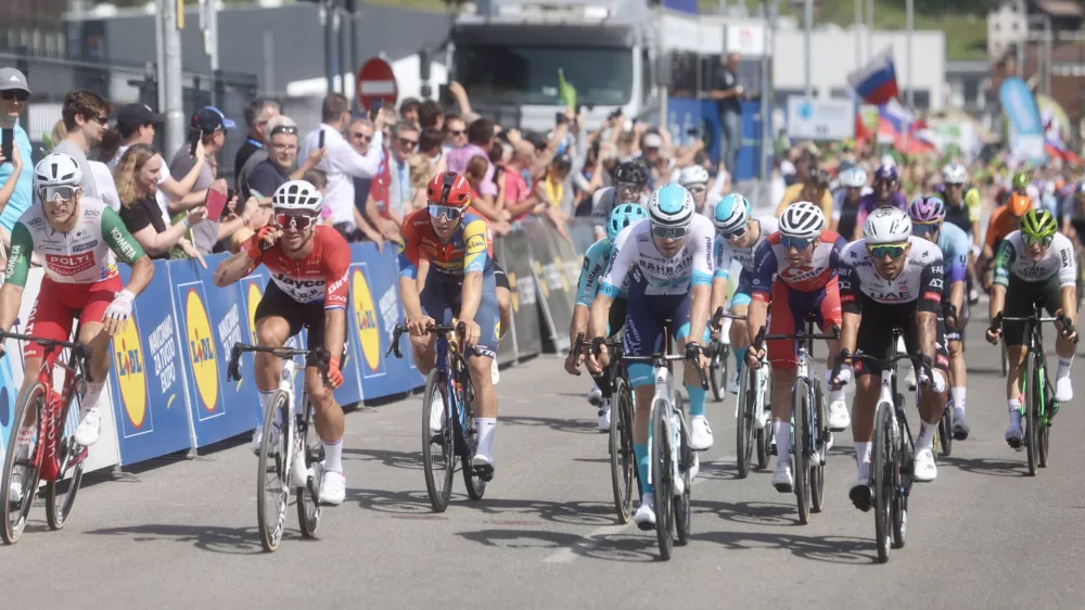 Dirka po Sloveniji, konec prve etape