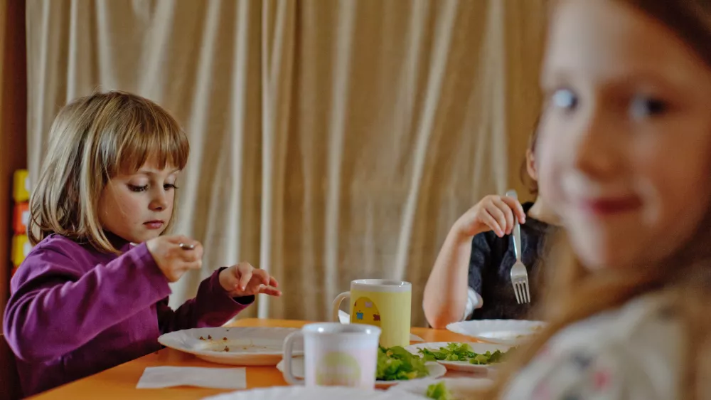 prehrana- Vrtec Črnuče - zavod za predšolsko vzgojo - predšolski otroci - //FOTO: Tomaž Zajelšnik