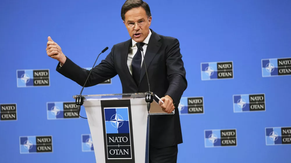 Sredstva za obrambo bo treba močno povišati, pravi Mark Rutte, generalni sekretar zavezništva. Foto: AP