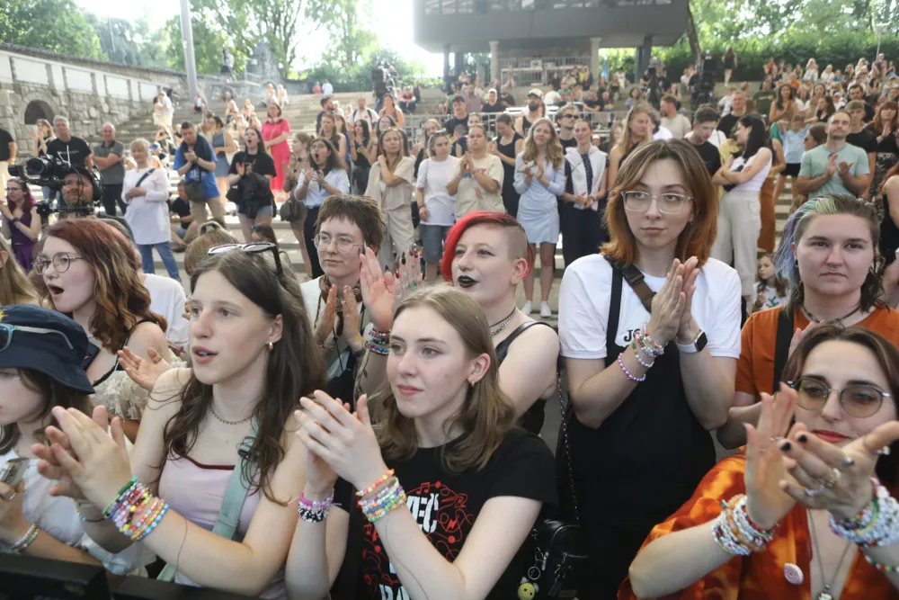 6.6.2025 Festival - 202 - Križanke - Koncert val 202Foto: Luka Cjuha