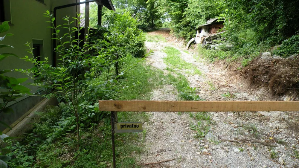 vaška zapora kolovoza, Bevke