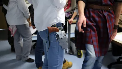 ﻿- DESK - centralna redakcija časnika Dnevnik - dijaška novinarska ekipa - dijaki gimnazije Jesenice na pustni torek - simbolična fotografija - orožje - mladina - nasilje - pustna maska     - 17.02.2015 - Projekt časopisa Dnevnik - soustvarjanje šeste Dnevnikove priloge Obrazi prihodnosti - priloga novinarskih ekip slovenskih gimnazij - soustvarjali dijaki gimnazij - 19 šol 100 mladih novinarjev - šolstvo - izobraževanje - mediji - //FOTO: Jaka Gasar / Foto: Jaka Gasar