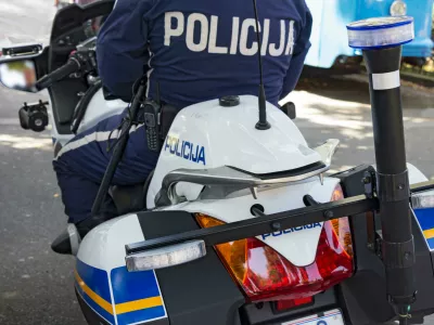 Hrvaška policija motor Foto: Reuters/Alamy