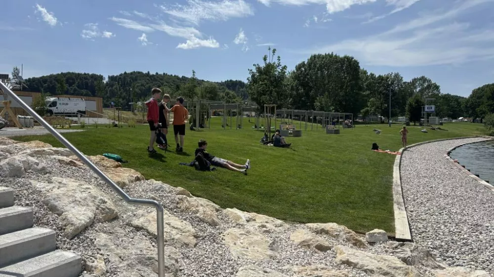 Najbolj urejeno naravno kopališče sije v novi podobi