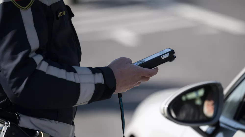 prometni nadzorpolicija - simbolična fotografijaprometna policijavarnost v prometupolicija na motorjihmotoristična policijaprehitri voznikiavtocestna policijaalkotestalkohol v prometu08.04.2025 Policijski nadzor, počivališče PovodjeFOTO: Nik Erik Neubauer