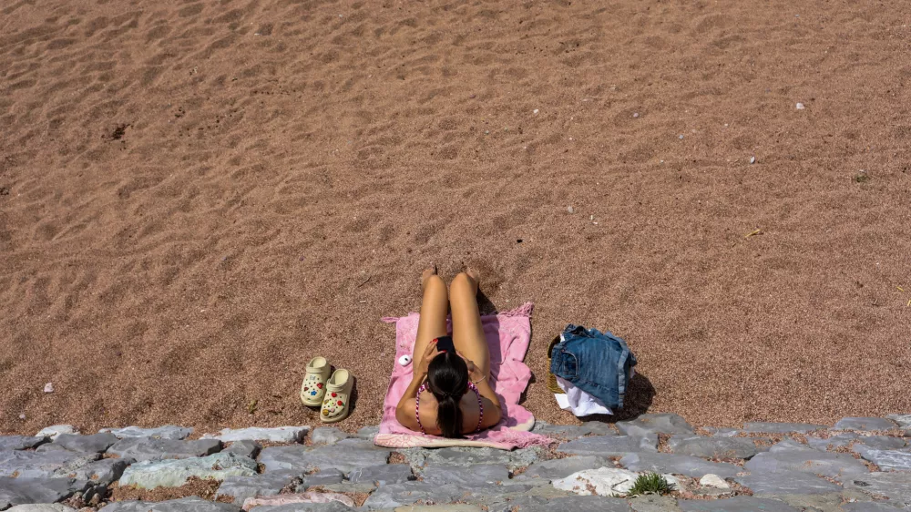 - Na poti od Herceg Novog do Svetog Štefana.- Sveti Stefan, Črna Gora- 28.05.2025. - Reportaža o Jadranski magistrali ob 60. obletnici izgradnje in 70. obletnici začetka gradnje.- Jadranska magistrala, cesta, hrvaška obala.OPOMBA: ZA OBJAVO V OBJEKTIVU!//FOTO: Bojan Velikonja