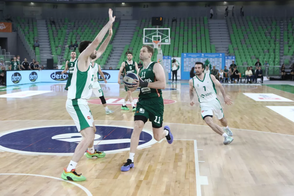09.06.2025 Košarka Cedevita Olimpija - Krka finaleFoto: Luka Cjuha