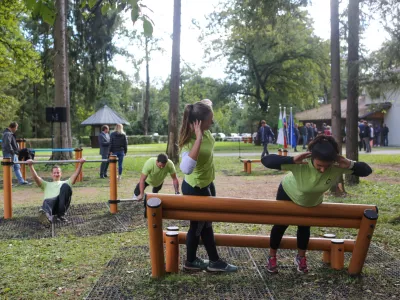 ﻿- 25.09.2018 – Zajčja dobrava - novi trim otok športa z napravami za ulično vadbo – rekreacija - //FOTO: Bojan Velikonja