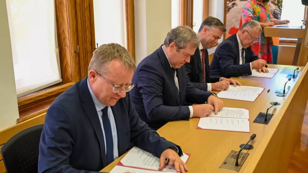 pospis, pismo o nameri, Univerza Novo mesto