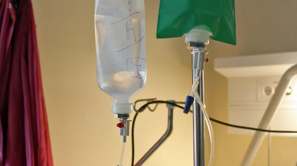 Pravica do pozabe: Kako do zdravniškega potrdila po prebolelem raku