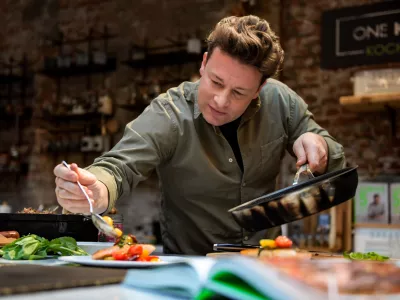 Jamie Oliver / Foto: Axel Heimken/dpa