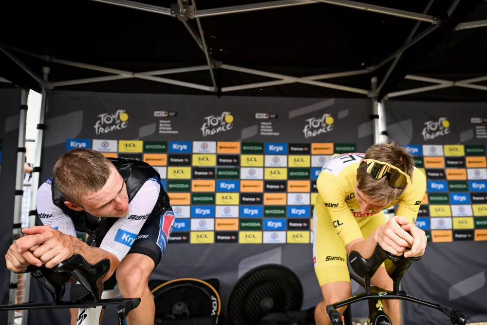 09/07/2024 - Tour de France 2024 - Étape 10 - Orléans / Saint-Amand-Montrond (187,3 km) - EVENEPOEL Remco (SOUDAL QUICK-STEP), POGACAR Tadej (UAE TEAM EMIRATES)