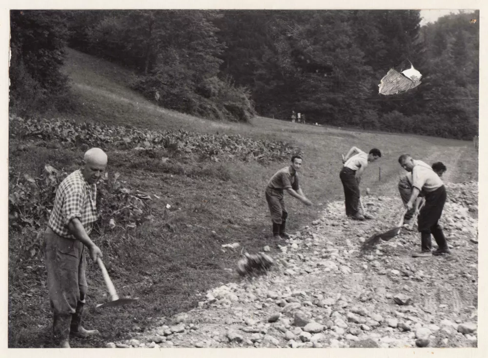 Apno in beton na domačem dvorišču